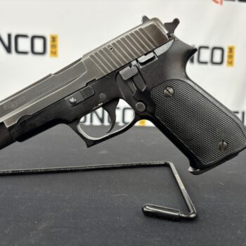 Alternative view of SIG SAUER P220 .45 GERMAN NO RAIL P-220.45ACP 7RD USED