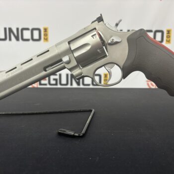 Alternative view of TAURUS RAGING BULL .44 MAGNUM M444 6RD USED