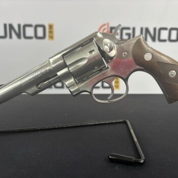 Alternative view of RUGER POLICE SERVICE SIX 357Mag 4"Brl 6shot Mfg1982 VERY NICE USED
