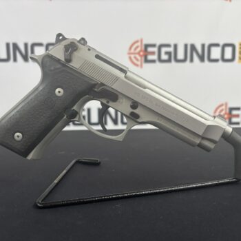 BERETTA 92FS INOX 9MM 15RD 92 SS 1-MAG USED