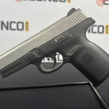 Alternative view of SMITH & WESSON SW40VE PISTOL 40S&W 4" TWO TONE NO MAG USED