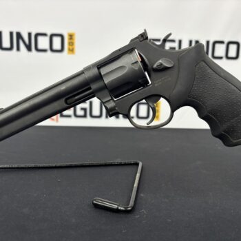 Alternative view of TAURUS Model 66 357 MAG 7 SHOT 6" Blued DA/SA USED