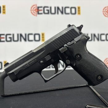 Alternative view of SIG SAUER P6 9mm WEST GERMAN P225 USED