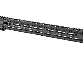 Alternative view of MIDWEST COMBAT RAIL LW 15" MLOK