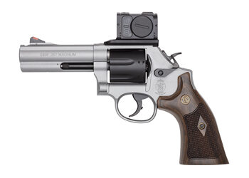 Alternative view of S&W 686 PLUS 357 4.13" 7RD SSR BNDL