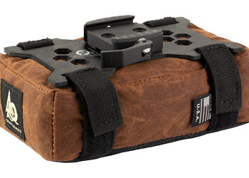 ODIN WORKS ARCA PLATE W/ CLAMP BAG