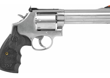 Alternative view of S&W 686 PLUS DLX 357 5" STS 7RD WD